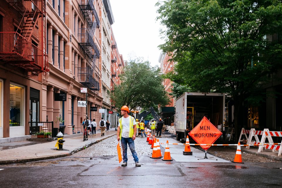 Street, frame 31