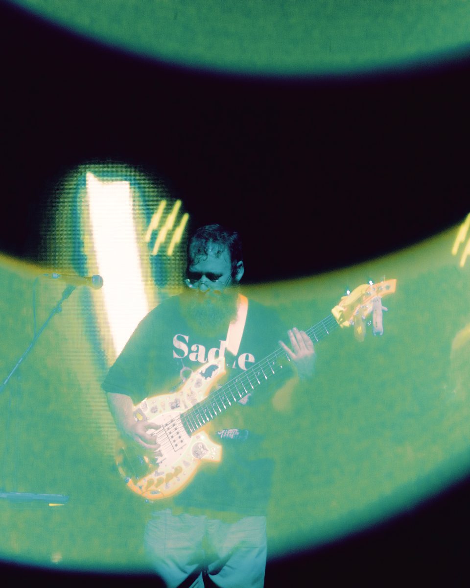Hiatus Kaiyote at the Forum, frame 49