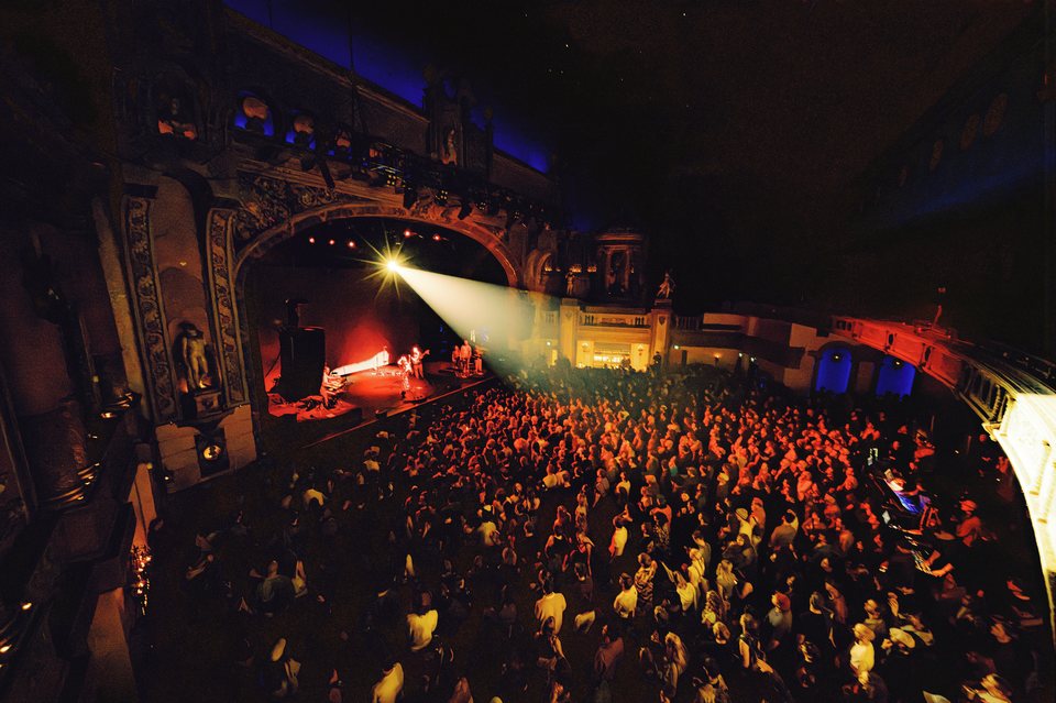 Hiatus Kaiyote at the Forum, frame 43