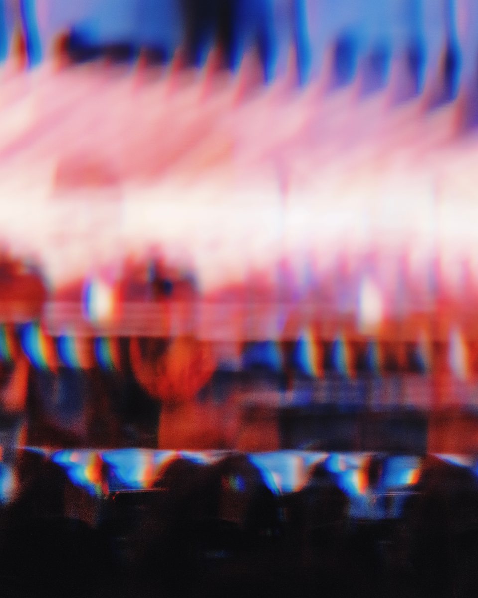 Hiatus Kaiyote at the Forum, frame 35