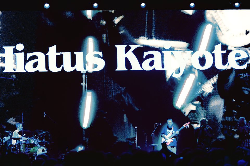 Hiatus Kaiyote at the Forum, frame 52