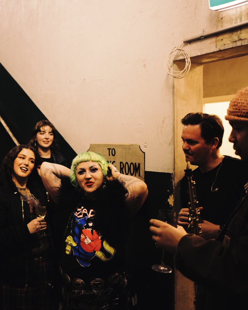 Hiatus Kaiyote at the Forum, frame 5