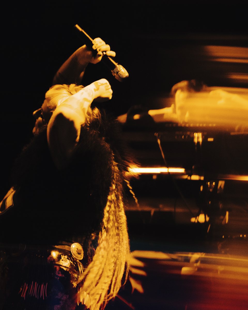Hiatus Kaiyote at the Forum, frame 22